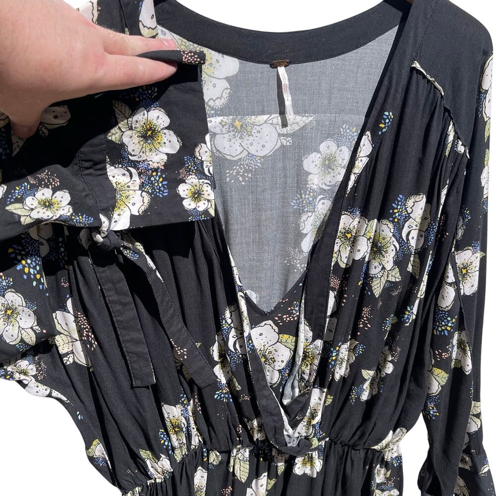 FREE PEOPLE Women’s Tuscan Dreams Soft Black Floral Draped Front Tunic - Picture 4 of 5